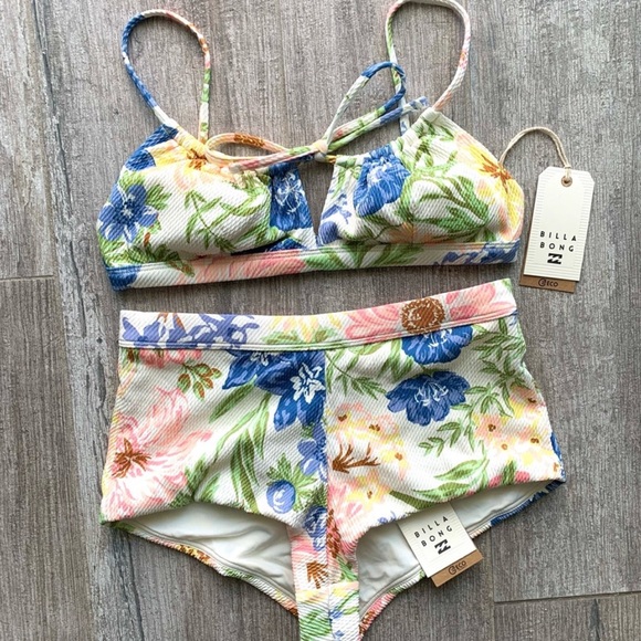 🔥🔥BILLABONG - UR A DREAM COCO BRALETTE AVALON BIKINI SET🔥🔥 - Picture 1 of 9